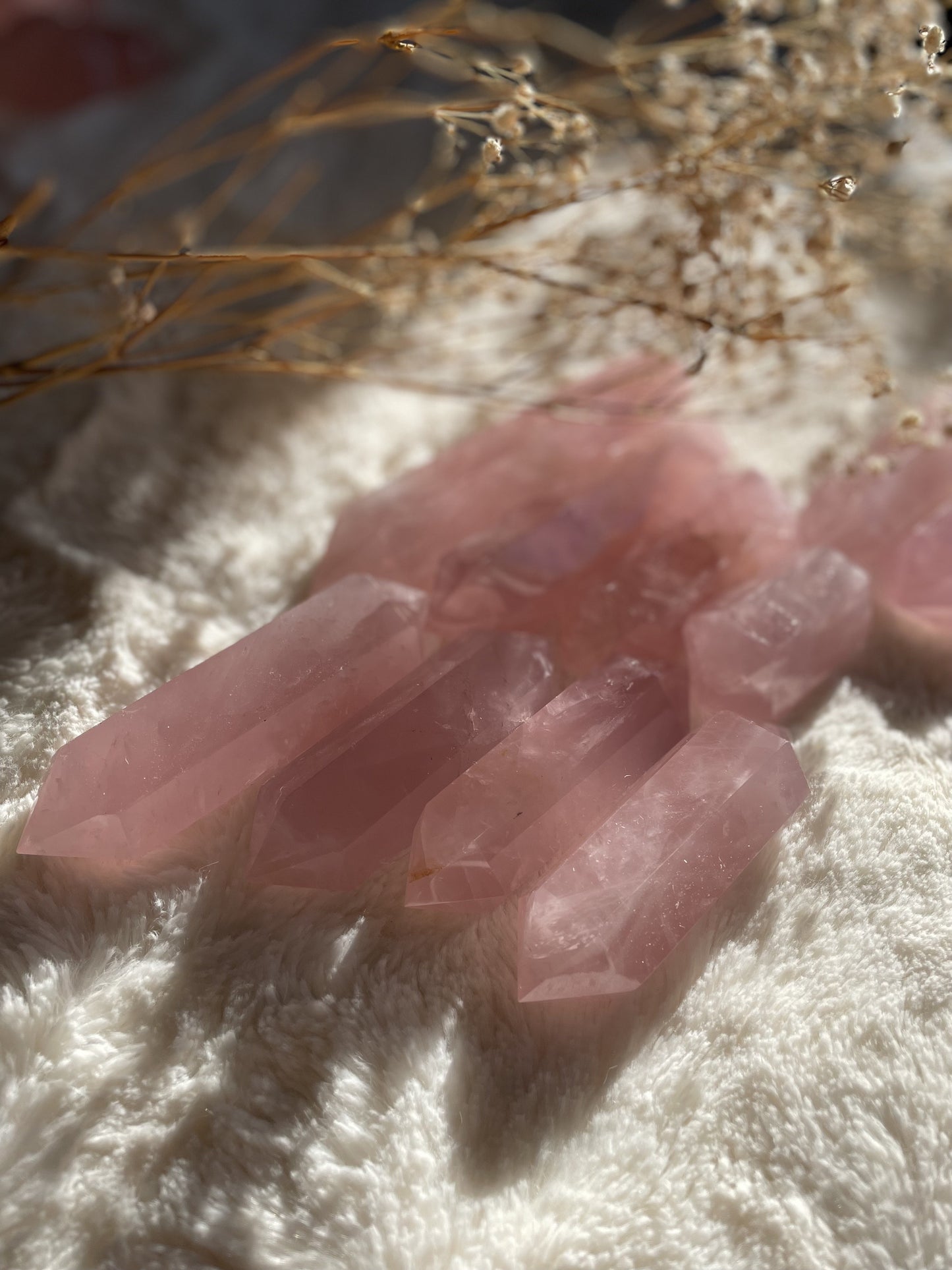 Double terminated rose quartz point